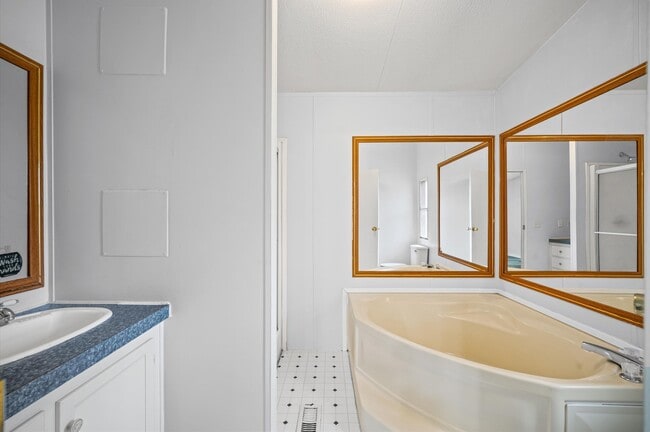 Building Photo - 16331 Texas Star Ct