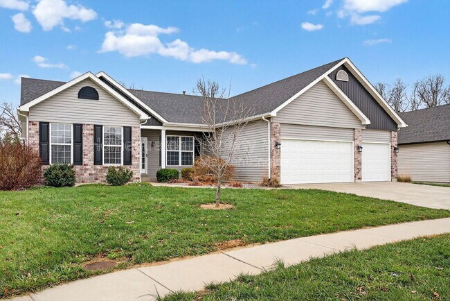 Building Photo - 738 Lost Canyon Blvd