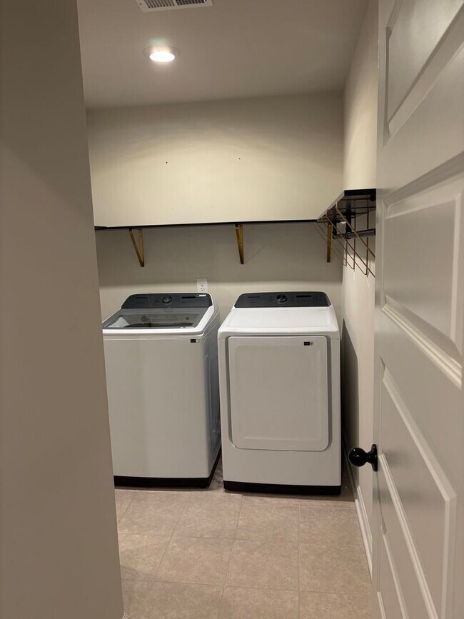 Building Photo - Beautiful Spartanburg home right off I-85, Available Now!! $500 OFF FIRST FULL MONTH