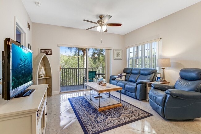 Building Photo - ** BOTANICAL PLACE ** 3 BED / 2 BATH - CON...