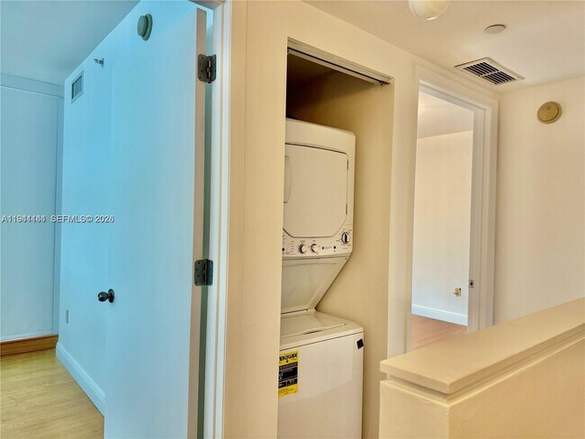 Building Photo - 3131 NE 188th St