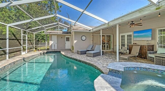 Building Photo - 2246 Cork Oak St W
