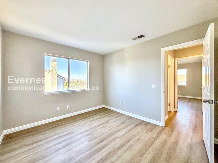 Building Photo - 2155 Begley Cir