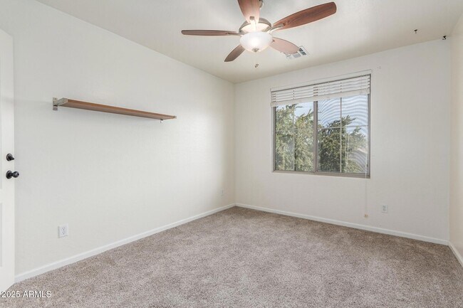 Building Photo - 2500 S Sunnyvale Ave