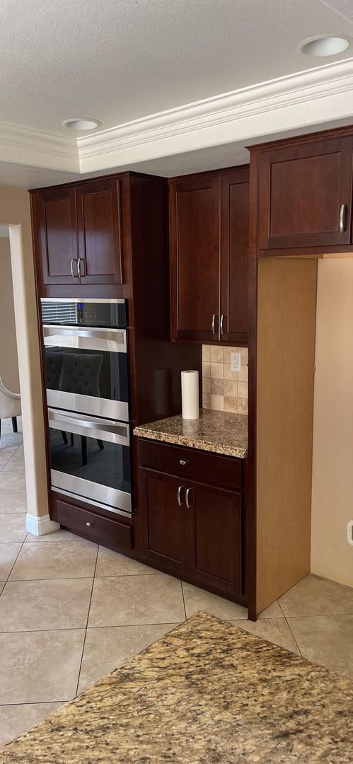 Building Photo - **COMING SOON** DRIVE BY ONLY