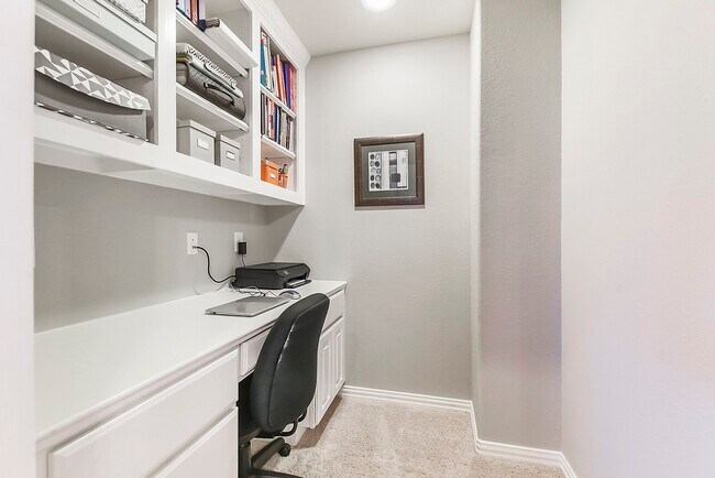 Building Photo - 29019 Blue Finch Ct
