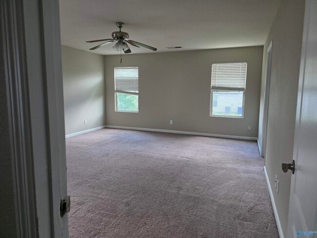 Building Photo - 187 Farmington Dr