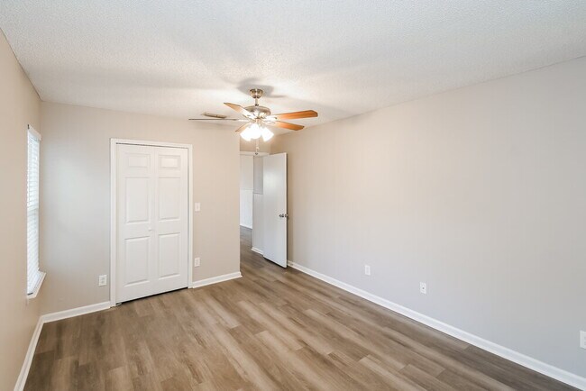 Building Photo - 278 Carriann Cove Ct