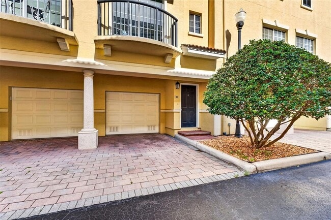 Building Photo - 105 S Bradford Bch Ct