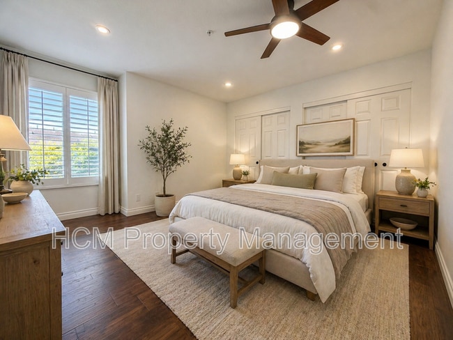 Building Photo - 201 Laurel Ave