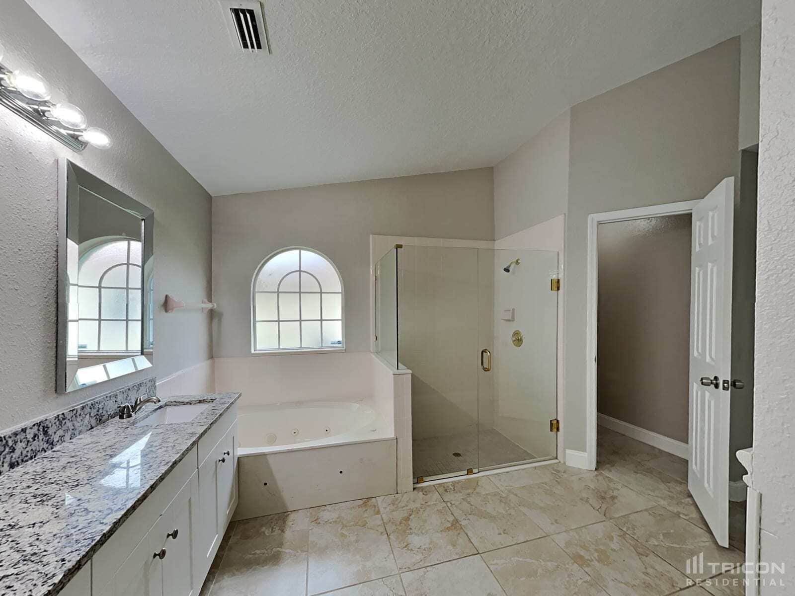 Building Photo - 12895 Downstream Cir