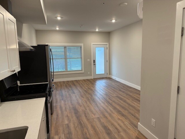 Building Photo - 2044 Solstice Ln