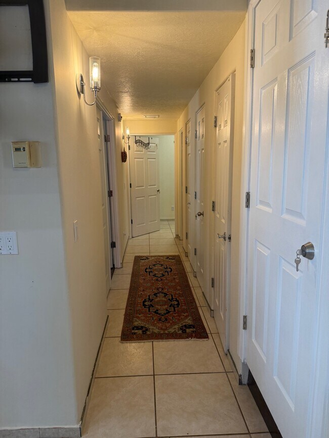 Building Photo - 6552 Cll Verde