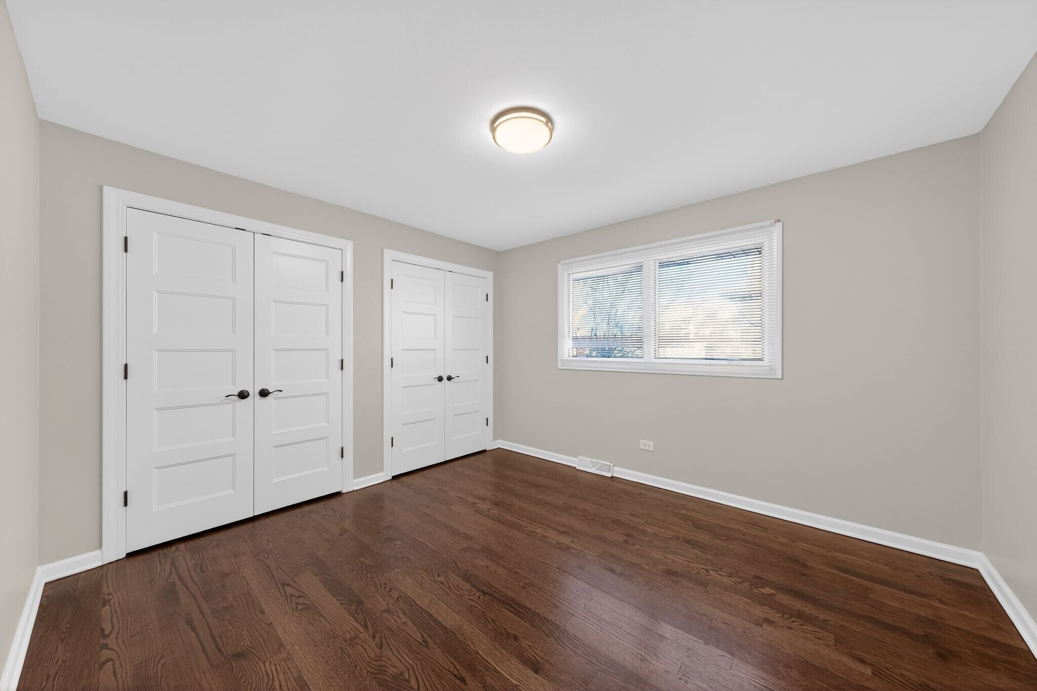 Building Photo - 15334 Larkspur Ln