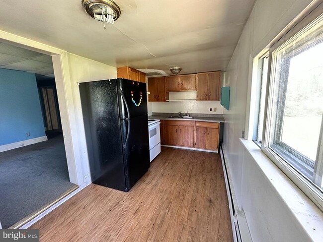 Building Photo - 360 W Paletown Rd
