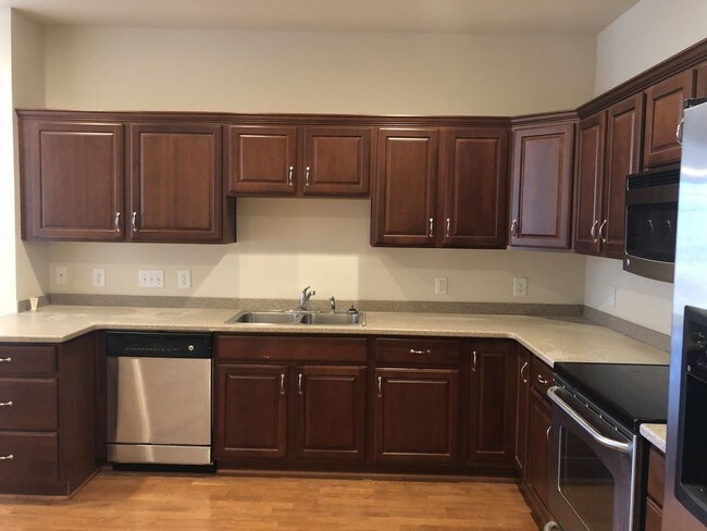 Building Photo - 4613 Thorn Leaf Court