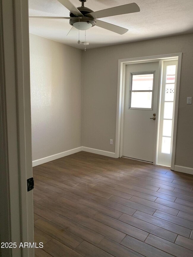 Building Photo - 6943 E Loma Land Dr