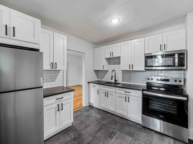 Primary Photo - AVAILABLE JULY 1ST!! FULLY RENOVATED 1 BED...