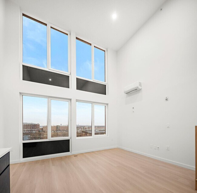 Building Photo - 1 Mallory Ave