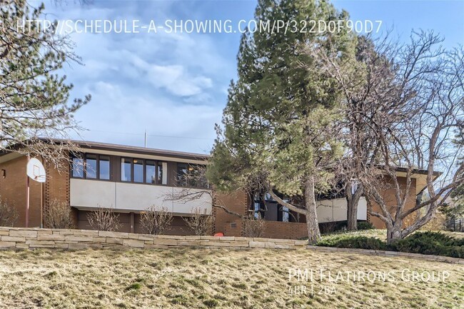 Building Photo - 2440 Kohler Dr