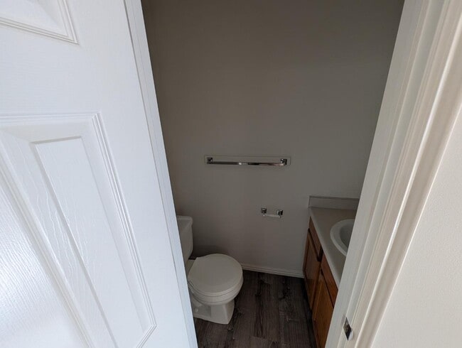 Building Photo - 164 W 200 S