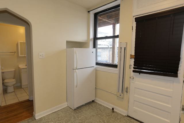 Building Photo - 4416 N Wolcott Ave