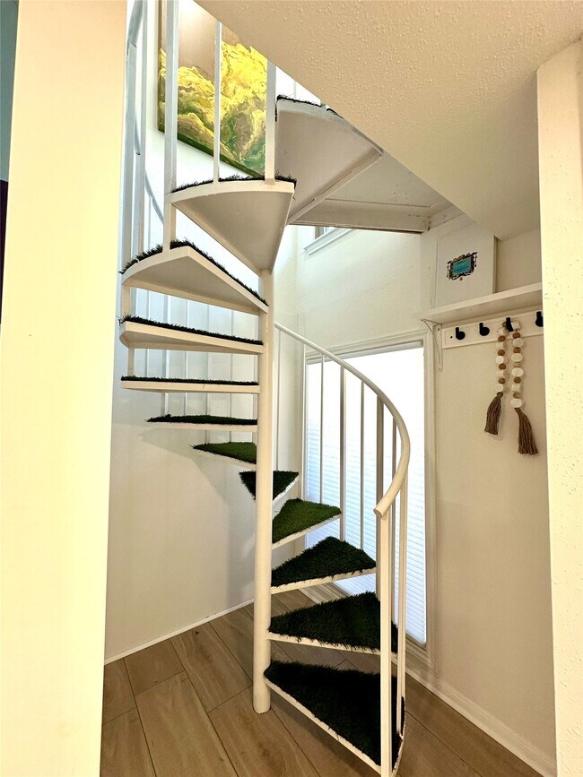 Building Photo - 4723 Aftonshire Dr