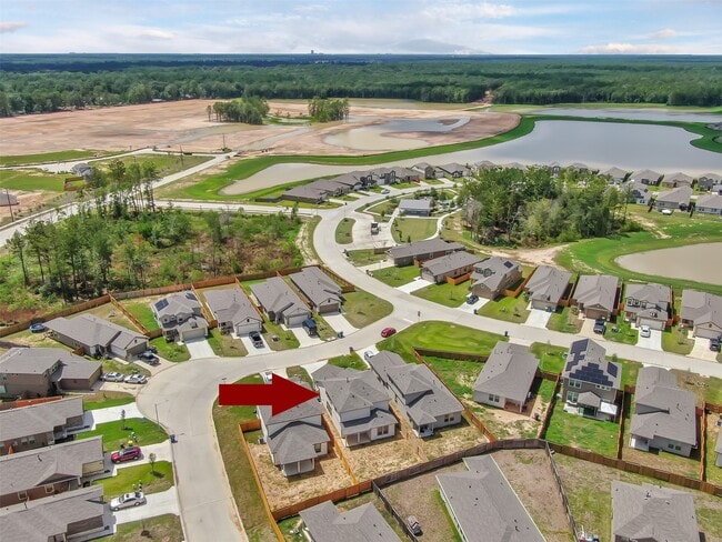 Building Photo - 16609 Merry Pines Dr