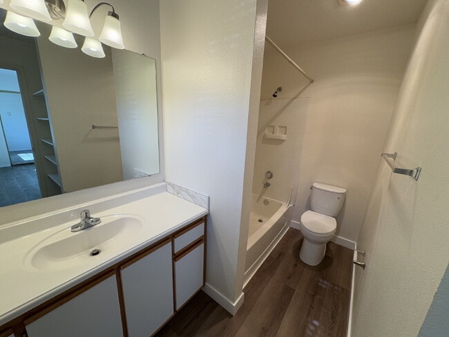 Building Photo - **Half Off Third Months Rent** 2 Bedroom Condominium