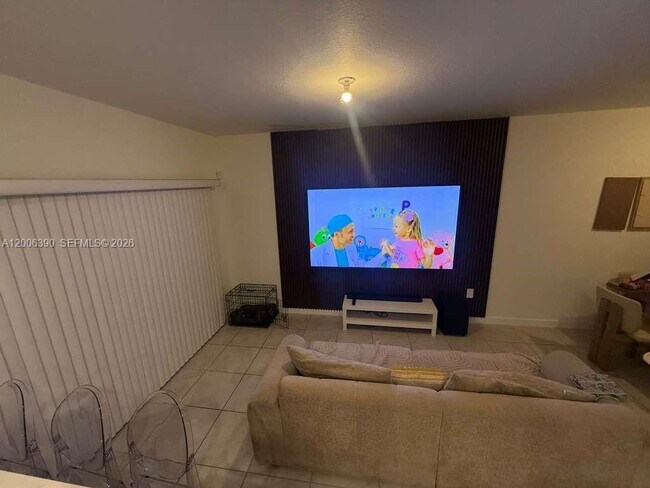 Building Photo - 441 NE 13th St