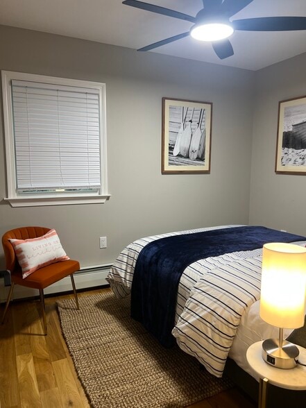 Room #2 - 121 Green Pond Rd