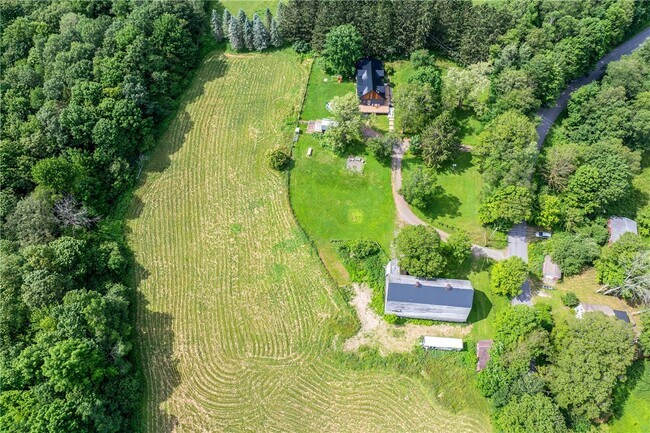 Building Photo - 1399 Arbuckle Hollow Rd