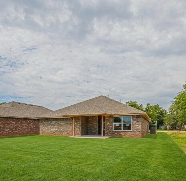 Building Photo - Beautiful 3-Bedroom Home with Modern Finishes in Perry!