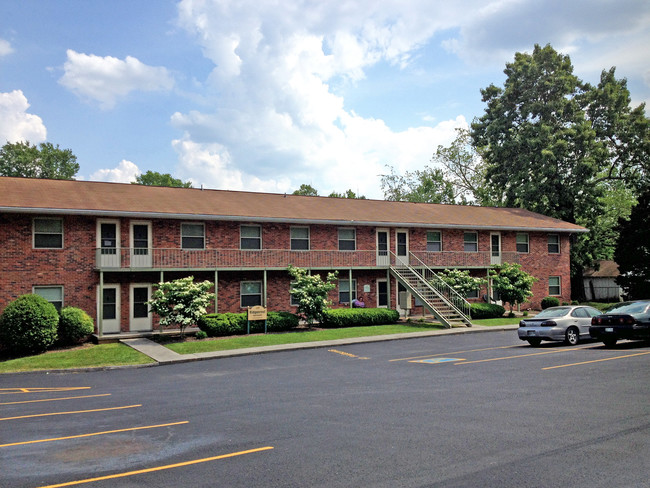 Primary Photo - Ridgecrest Apartments