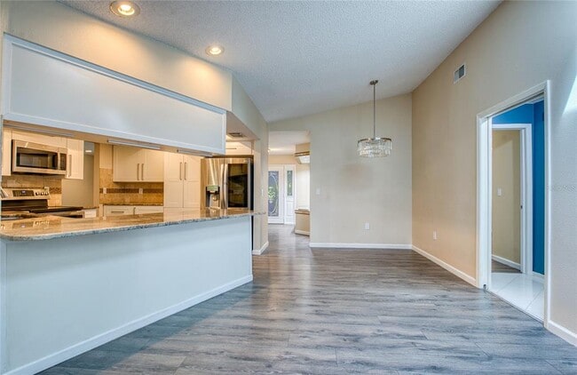 Building Photo - 2143 Salisbury Ct