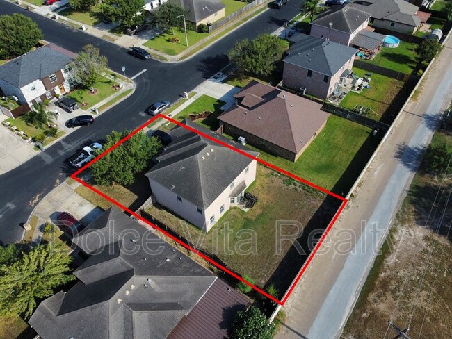Building Photo - 2710 Baylor Ave