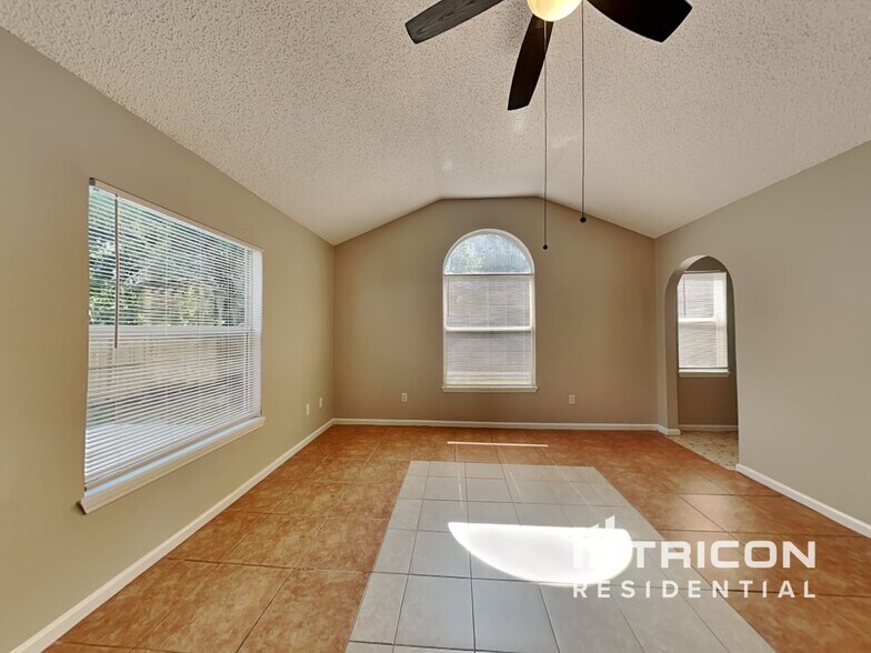 Building Photo - 1169 Brookwood Bluff Rd E