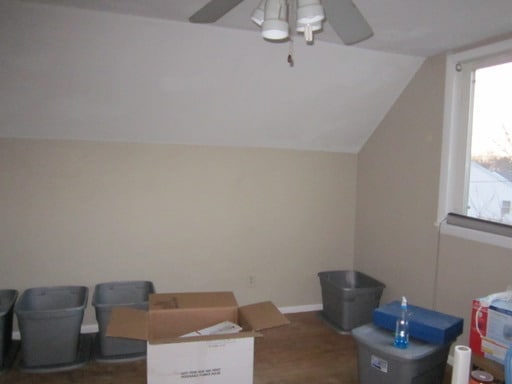 Building Photo - Updated 4Bed/2 Bath Home