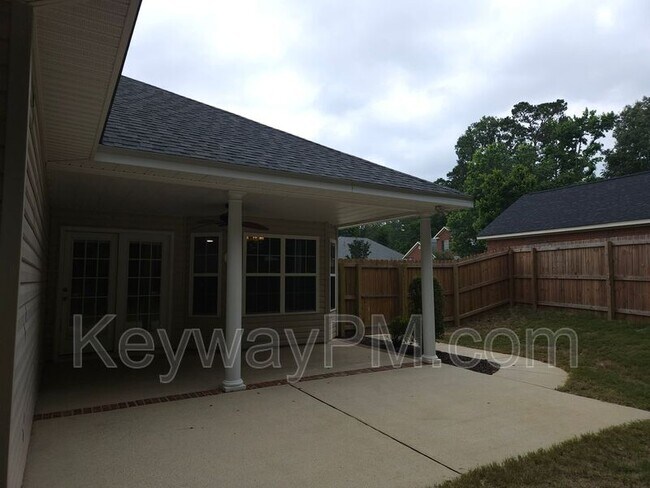 Building Photo - 641 Ventana Dr