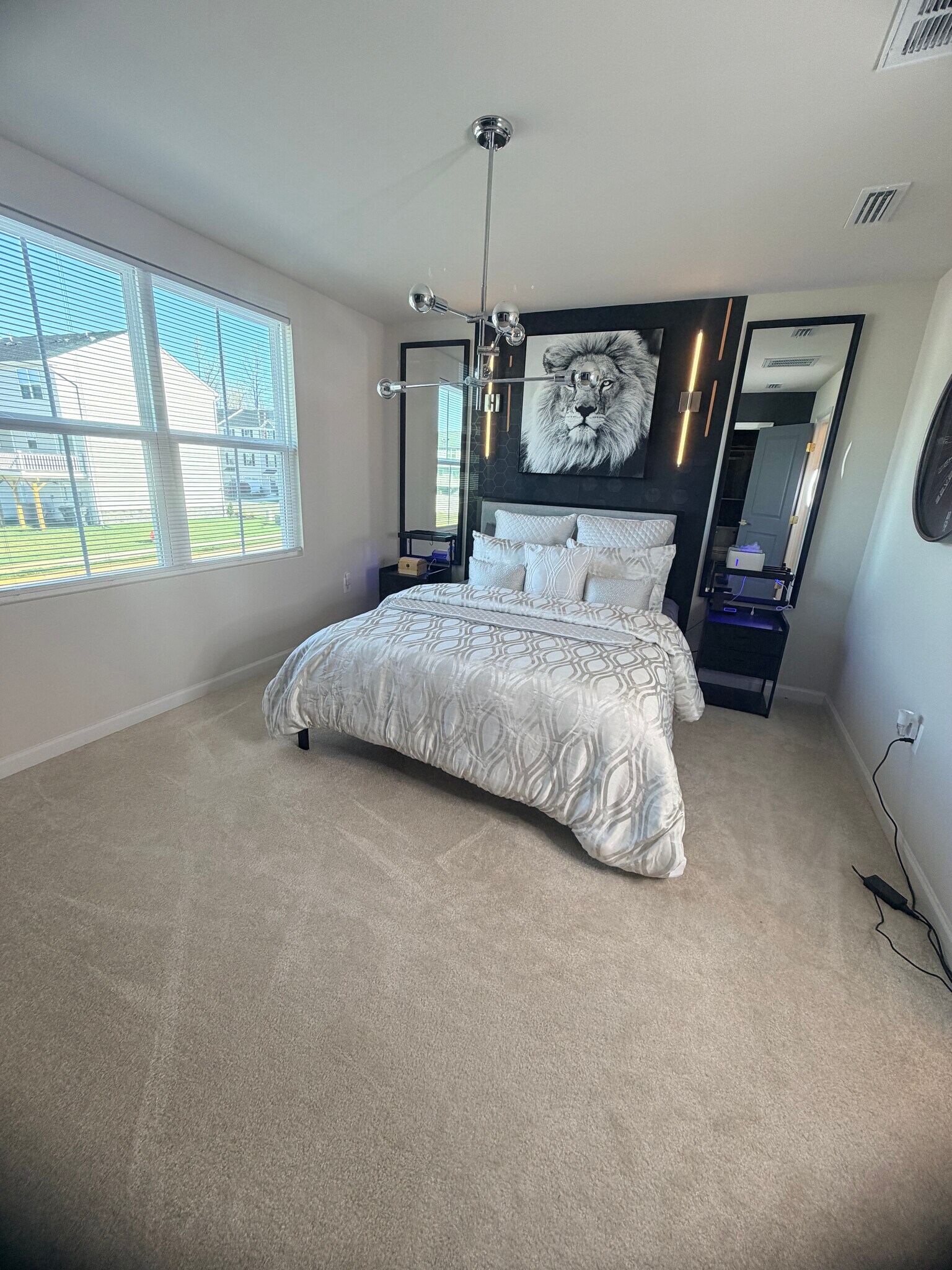 Building Photo - 7269 Statesman Blvd