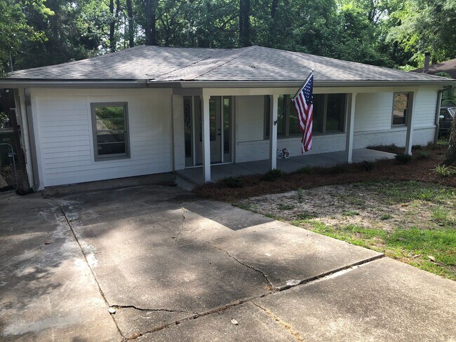 Building Photo - 5524 Rodgers Dr