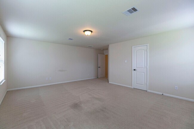 Building Photo - 2919 Iris Gable Ct