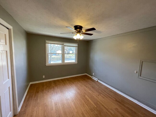 Building Photo - What a Beautiful home at 2500sq ft!  A cha...