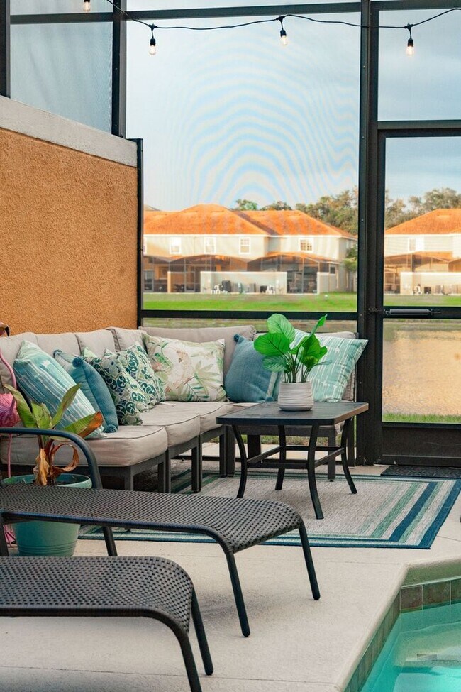 Building Photo - Stunning 4BR Resort Home in Four Corners, ...