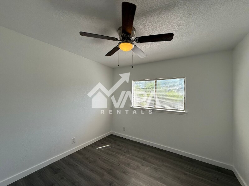 Building Photo - 7230 Grassy Trail