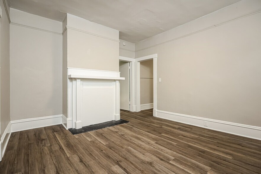 Building Photo - 2703 Peabody Ave