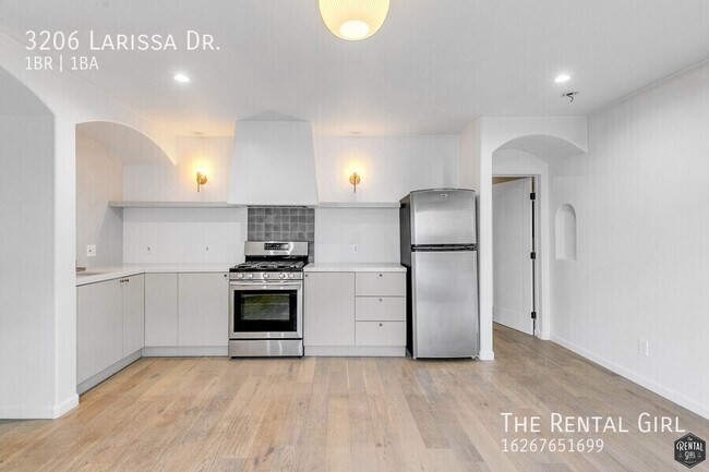 Building Photo - 3206 Larissa Dr