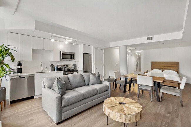 Building Photo - 2000 P St NW