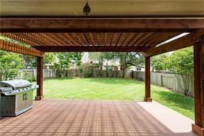 Building Photo - 15716 Belfin Dr
