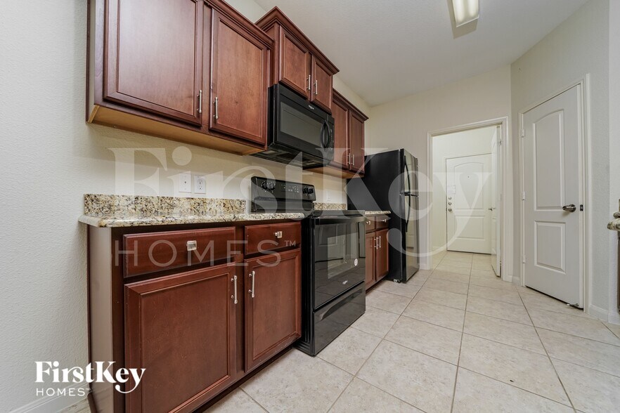 Building Photo - 2207 Old Harbor Way